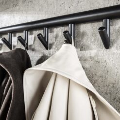 Alternative view of Kapstok Frits met roede en hoedenplank 10 haken